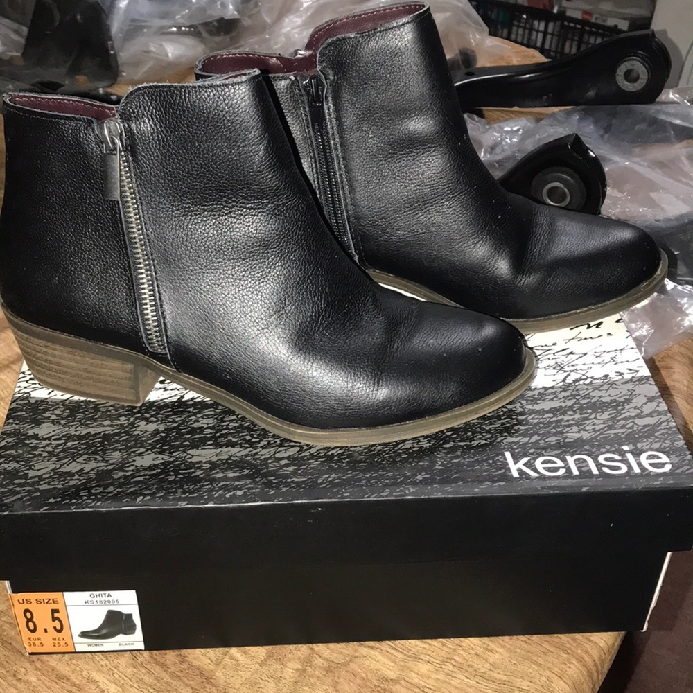Black boots